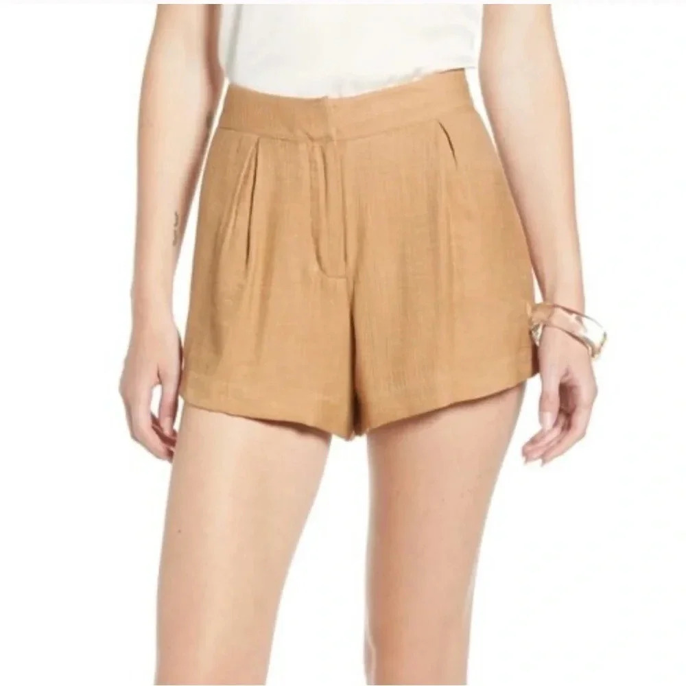 Something Navy Drapey Gauze High Waisted Crinkle Shorts Tan Praline size 4
